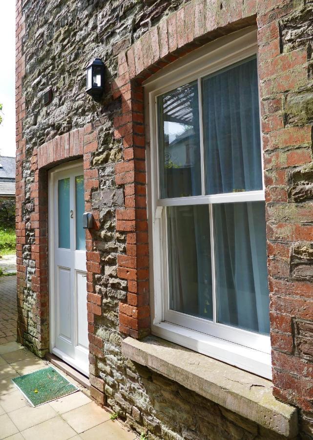Apartamento 2 Bell Street Talgarth Exterior foto